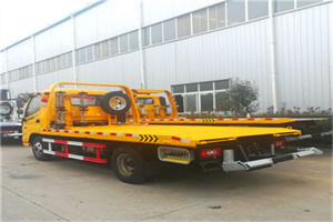 南票区附近拖车救援搭电