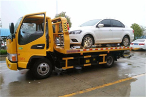 南票区附近拖车救援24小时服务热线