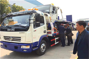 南票区汽车道路救援拖车价格